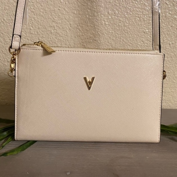 Vanessa Williams Handbags - Vanessa Williams * Lush clutch/Crossbody. NEW